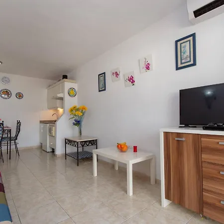 Santa Maria 85 - One Bed