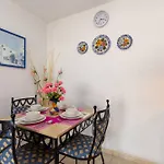 Apartment Santa Maria 85 - One Bed *