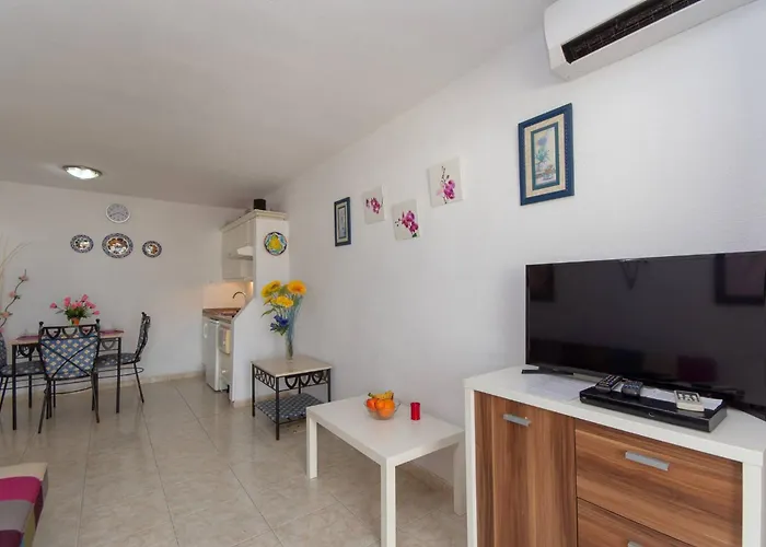 Santa Maria 85 - One Bed Daire